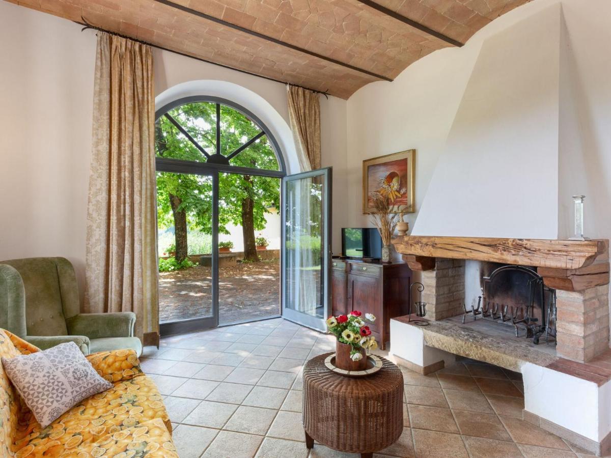 Holiday Home in Barberino val D elsa fi with Pool BBQ Barberino di Val dʼElsa Buitenkant foto